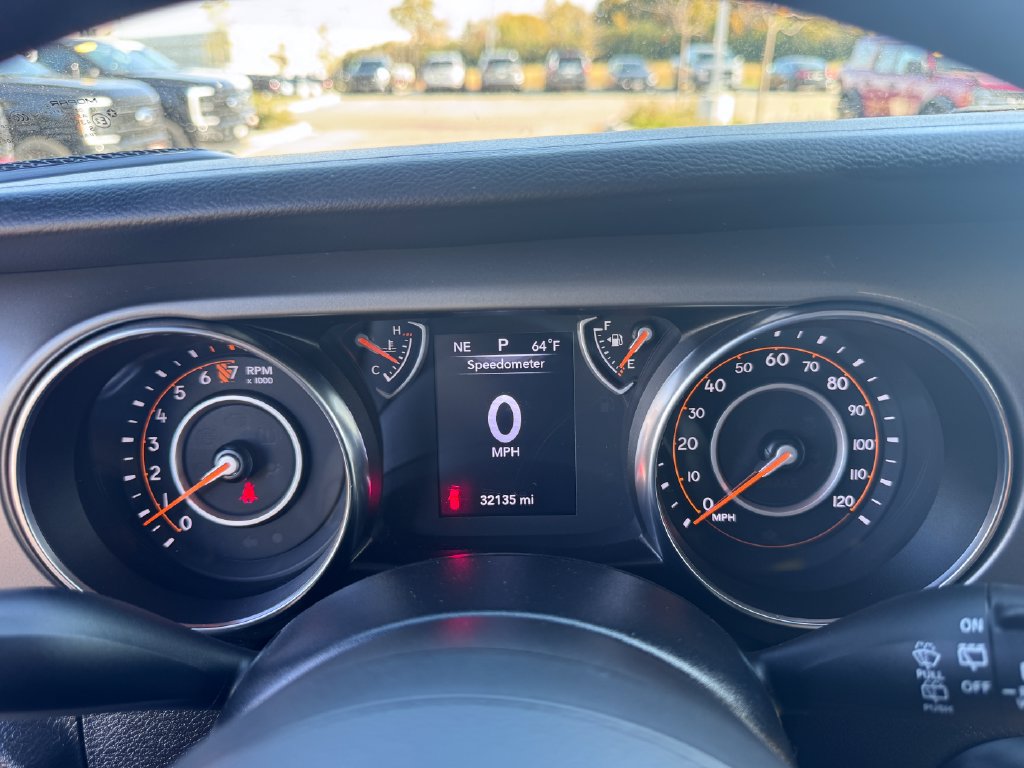 Used 2022 Jeep Wrangler Unlimited Sport AWD/4WD image 25