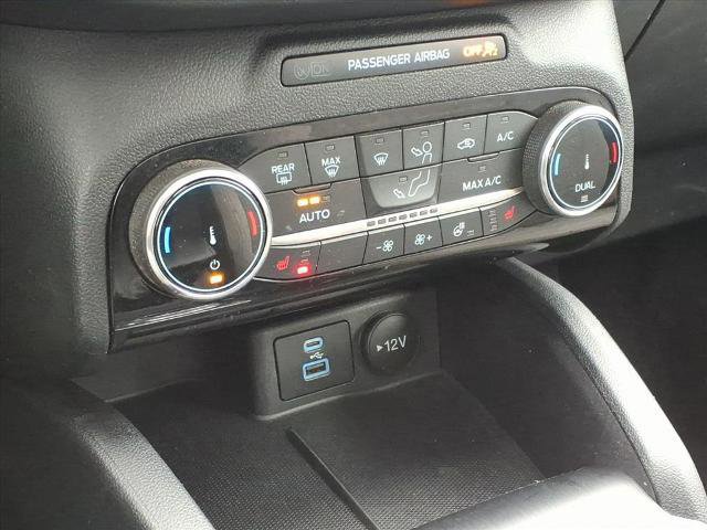 Certified 2022 Ford Escape SE w/ SE Sport Appearance Package image 16