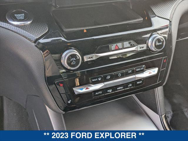 Certified 2023 Ford Explorer ST-Line w/ Class IV Trailer Tow Package RWD image 17