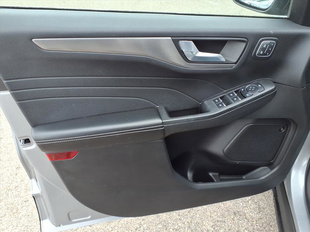 Certified 2021 Ford Escape Titanium image 13