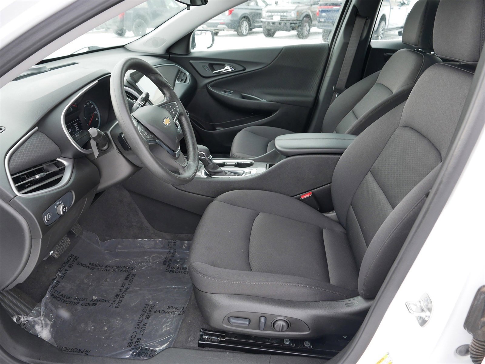 Used 2025 Chevrolet Malibu LT image 12