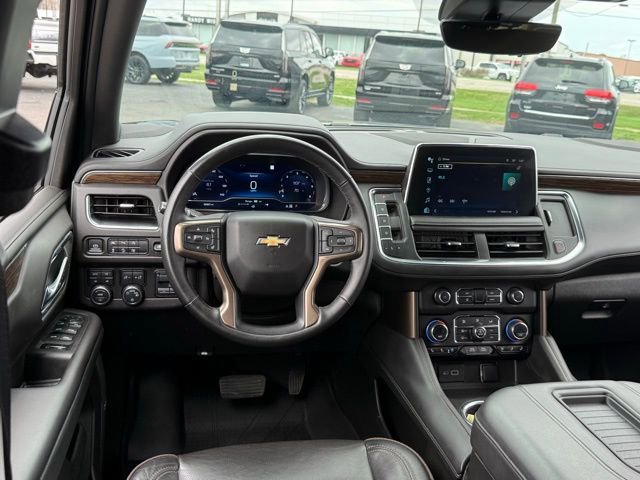 Used 2023 Chevrolet Suburban High Country AWD/4WD image 8