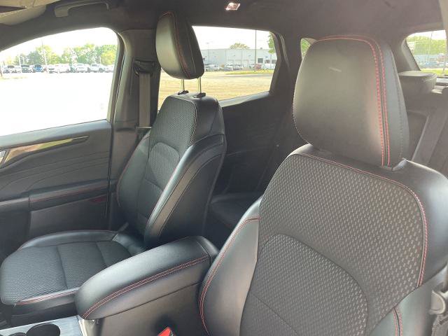 Certified 2023 Ford Escape ST-Line Elite AWD/4WD image 8