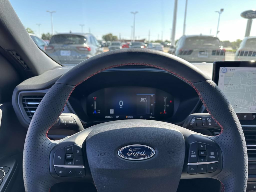 Certified 2024 Ford Escape ST-Line w/ Tech Pack #1 AWD/4WD image 18