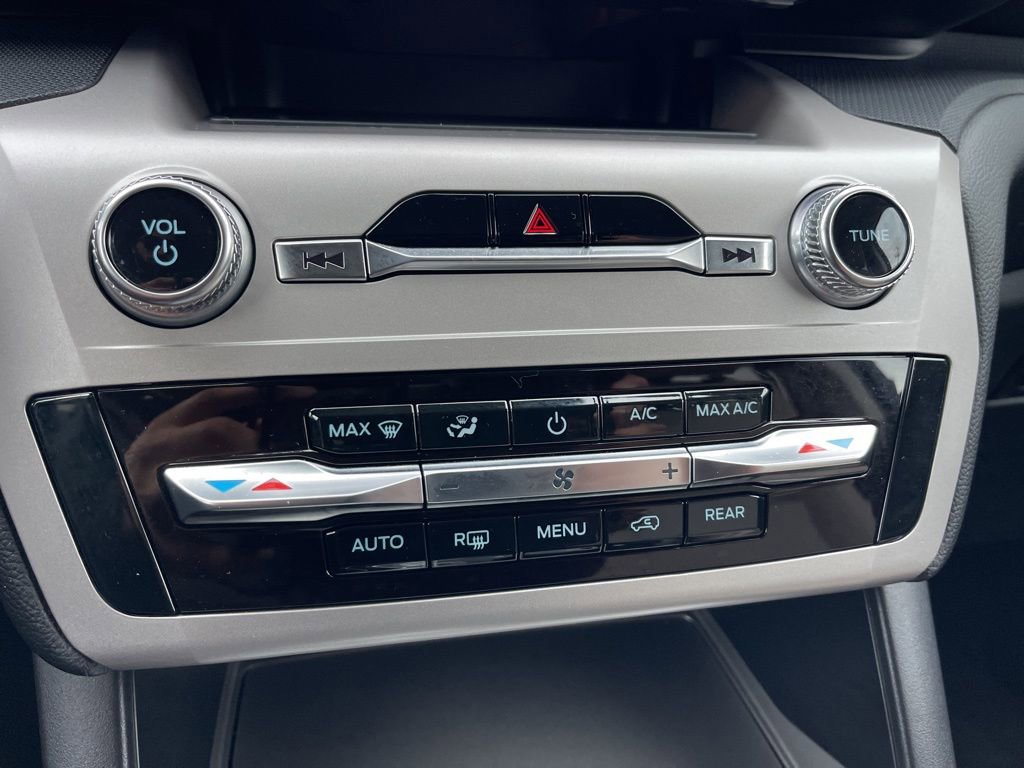 Certified 2022 Ford Explorer 4WD image 12