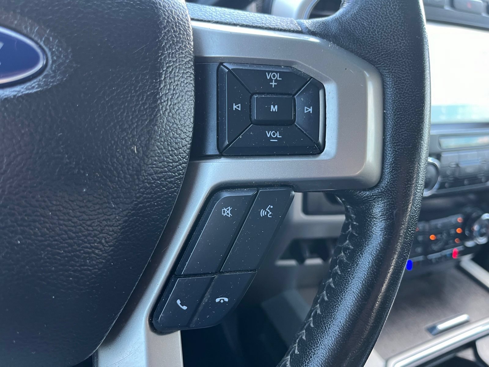 Certified 2020 Ford F250 Lariat w/ Lariat Value Package AWD/4WD image 23