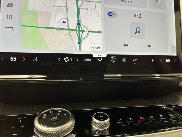Certified 2025 Ford Expedition Platinum w/ Platinum Ultimate Package AWD/4WD image 26