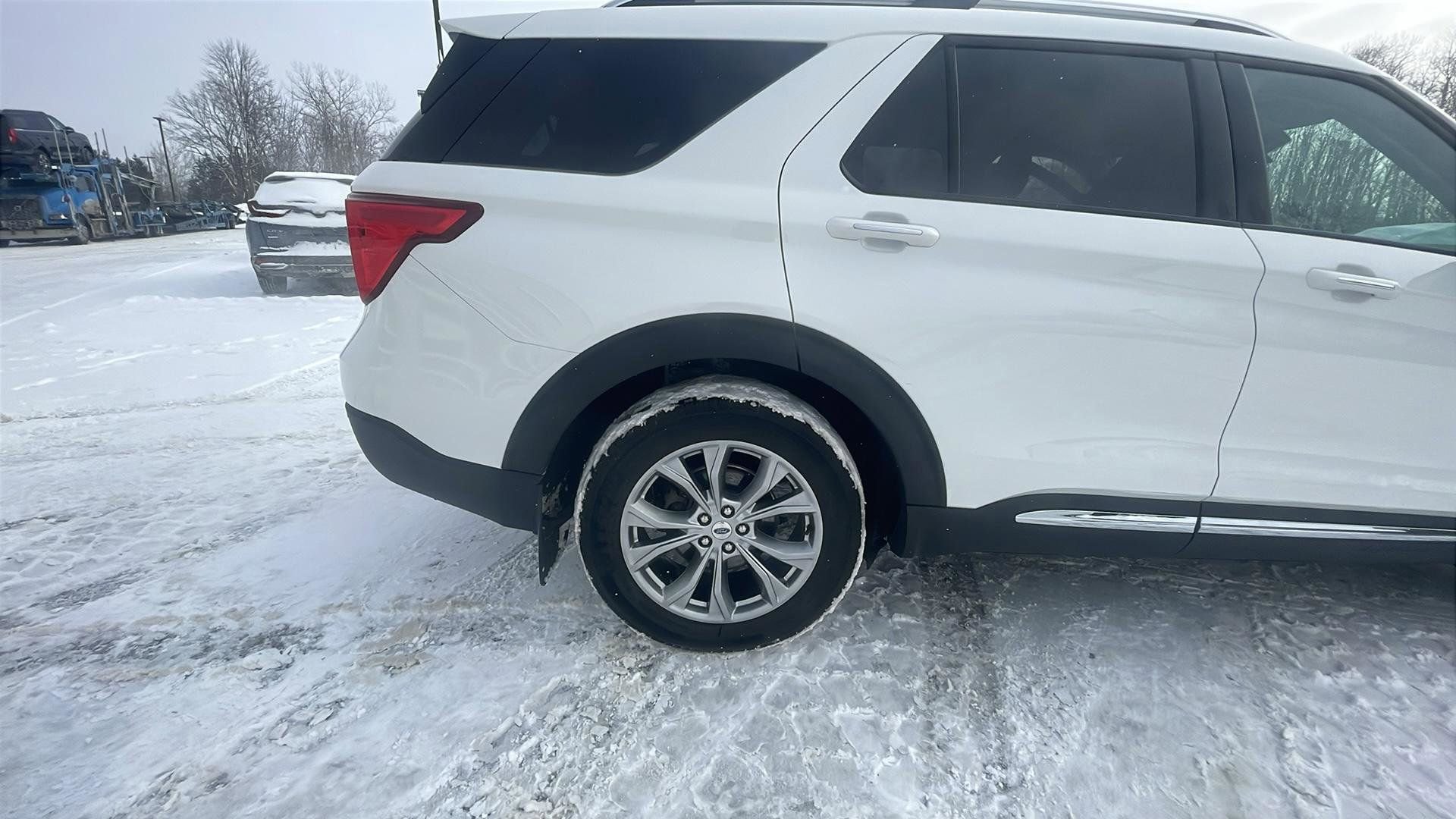 Certified 2023 Ford Explorer Limited w/ Limited Technology Package image 23