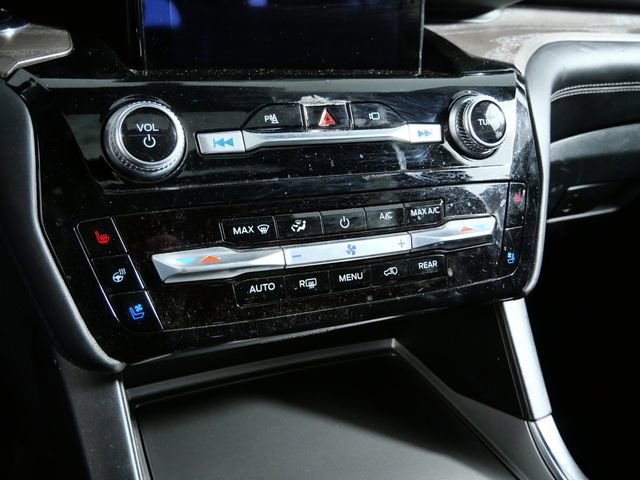 Certified 2021 Ford Explorer Platinum w/ Equipment Group 601A image 20