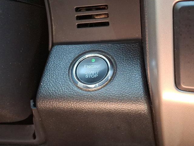Certified 2017 Ford F150 Lariat AWD/4WD image 22