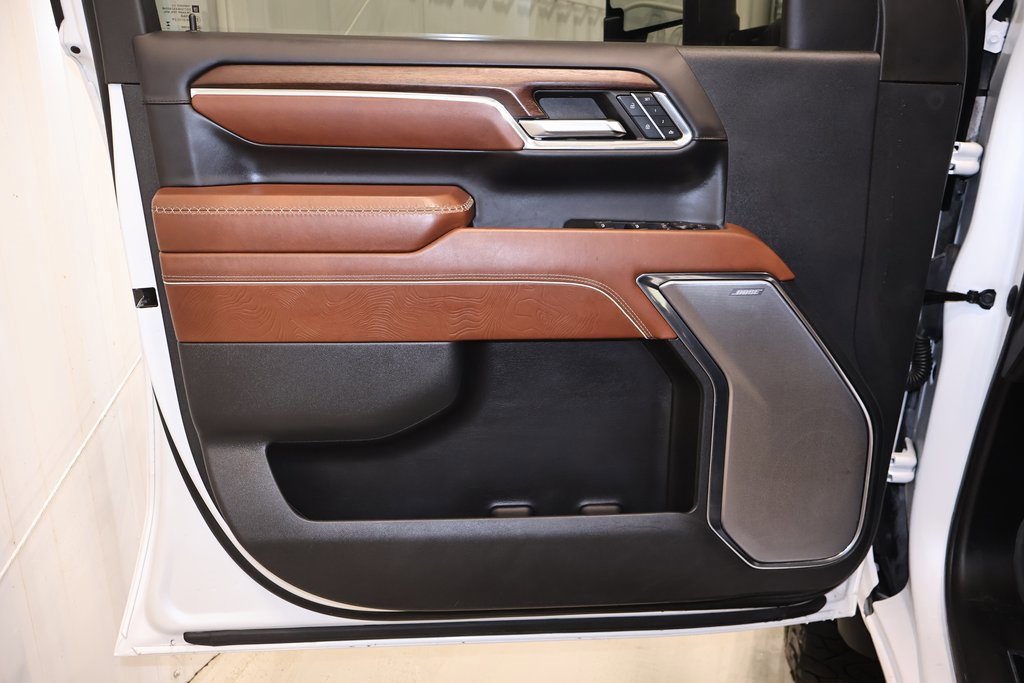 Used 2024 GMC Sierra 3500 Denali Ultimate image 12