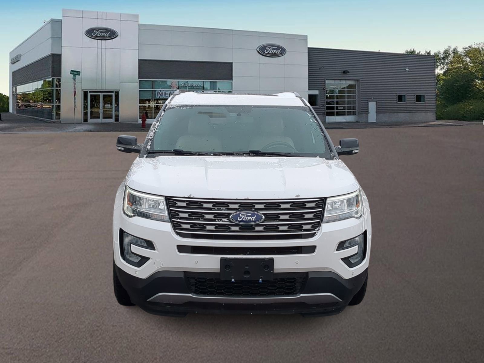 Certified 2017 Ford Explorer XLT w/ Equipment Group 202A image 3