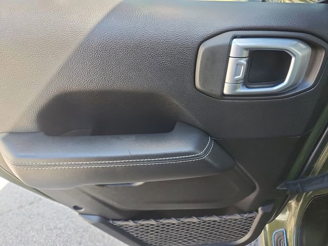 Used 2023 Jeep Wrangler Unlimited Sahara w/ Dual Top Group image 26