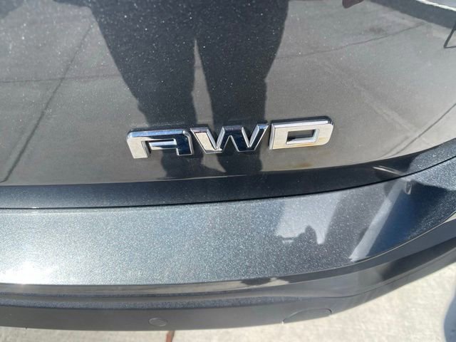 Used 2020 GMC Terrain SLE w/ Driver Convenience Package image 32