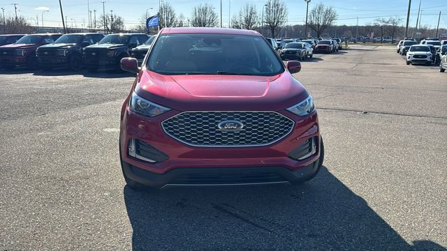 Certified 2023 Ford Edge SEL w/ Convenience Package image 9