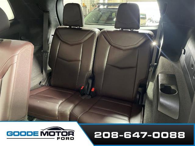 Used 2022 Cadillac XT6 Premium Luxury w/ Technology Package AWD/4WD image 20