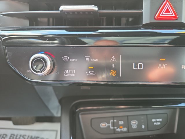 Used 2025 Kia K5 GT-Line w/ GT-Line Premium Package AWD/4WD image 22