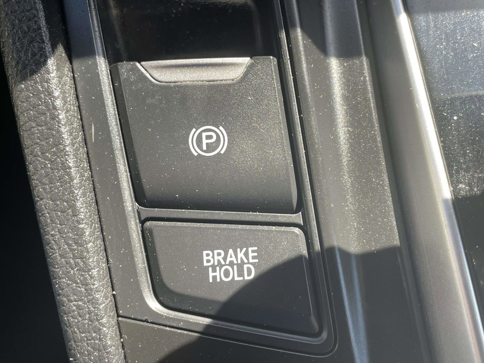 Used 2018 Honda CR-V LX image 29