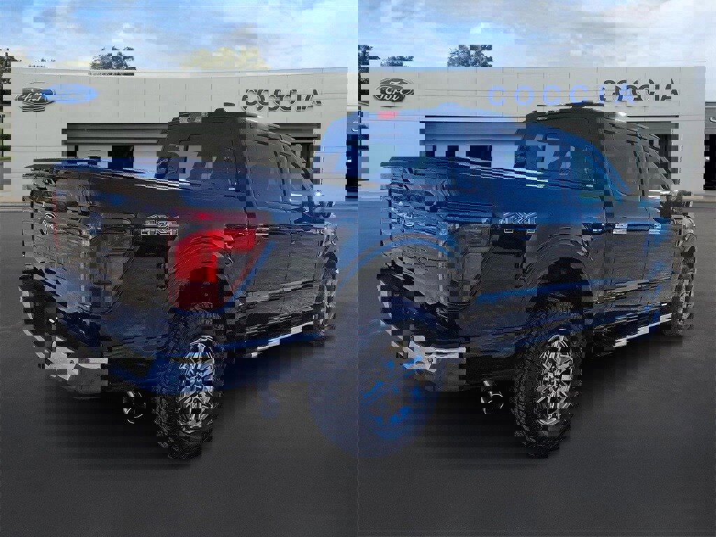 Certified 2025 Ford F150 XLT w/ Equipment Group 302A MID image 5