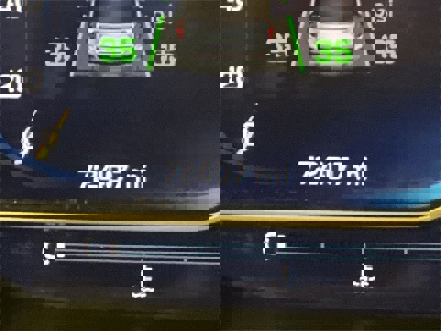 Used 2023 Chevrolet Suburban Z71 w/ Off-Road Capability Package image 17