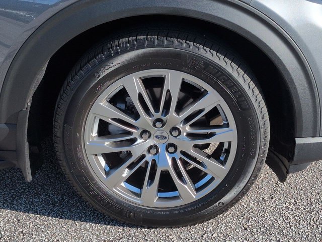 Certified 2026 Ford Explorer Platinum RWD image 11