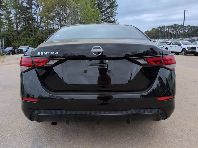 Used 2025 Nissan Sentra SV image 3