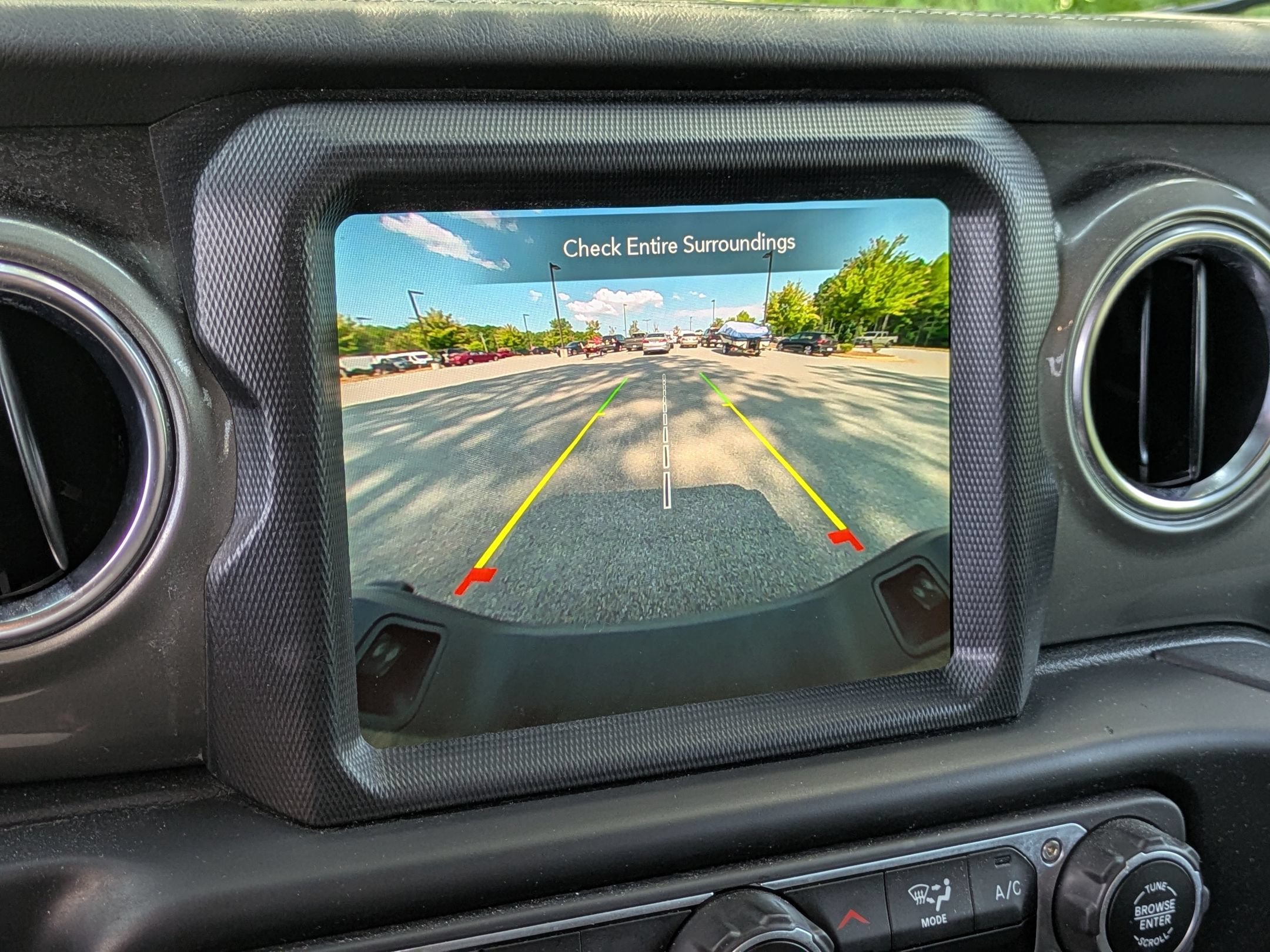 Used 2023 Jeep Gladiator Overland AWD/4WD image 18
