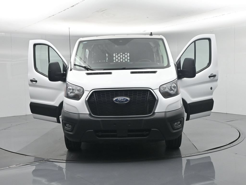 Certified 2025 Ford Transit 250 Low Roof w/ Exterior Upgrade Package RWD image 31
