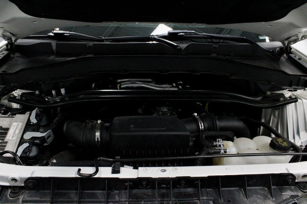 Certified 2022 Ford Explorer Platinum w/ Equipment Group 601A image 18