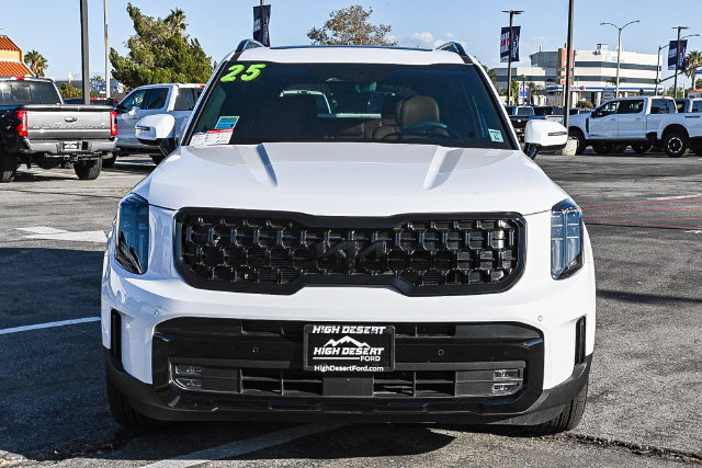 Used 2025 Kia Telluride SX Prestige X-Line AWD/4WD image 2