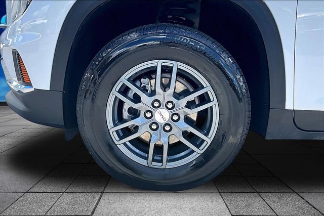 Used 2025 GMC Acadia Elevation w/ LPO, Floor Liner Package FWD image 8