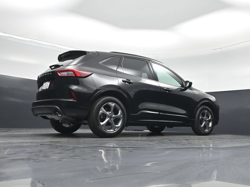Certified 2023 Ford Escape ST-Line w/ Tech Pack #1 FWD image 49