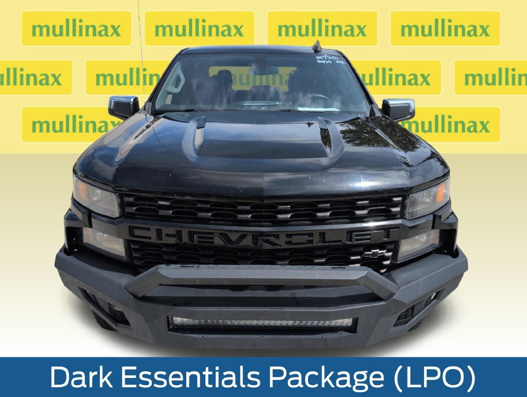 Used 2020 Chevrolet Silverado 1500 Custom w/ Custom Value Package AWD/4WD image 14