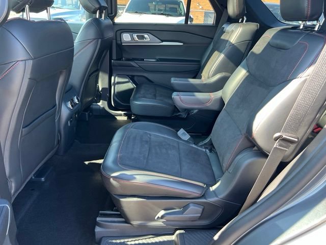 Certified 2025 Ford Explorer ST AWD/4WD image 21