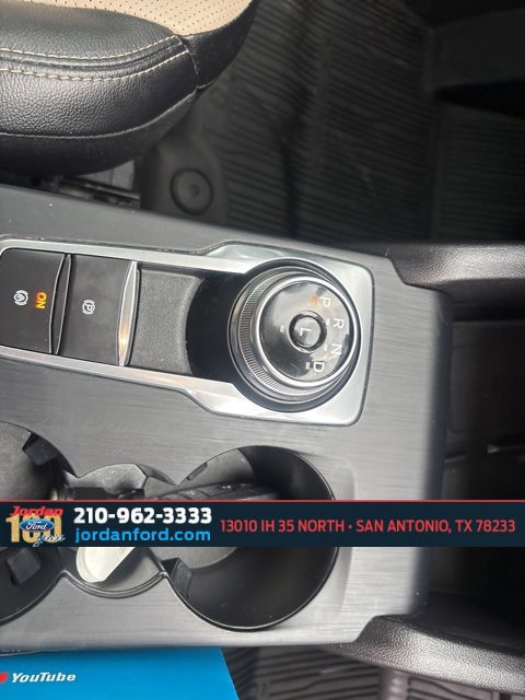 Certified 2022 Ford Escape Titanium w/ Titanium Premium Package image 16