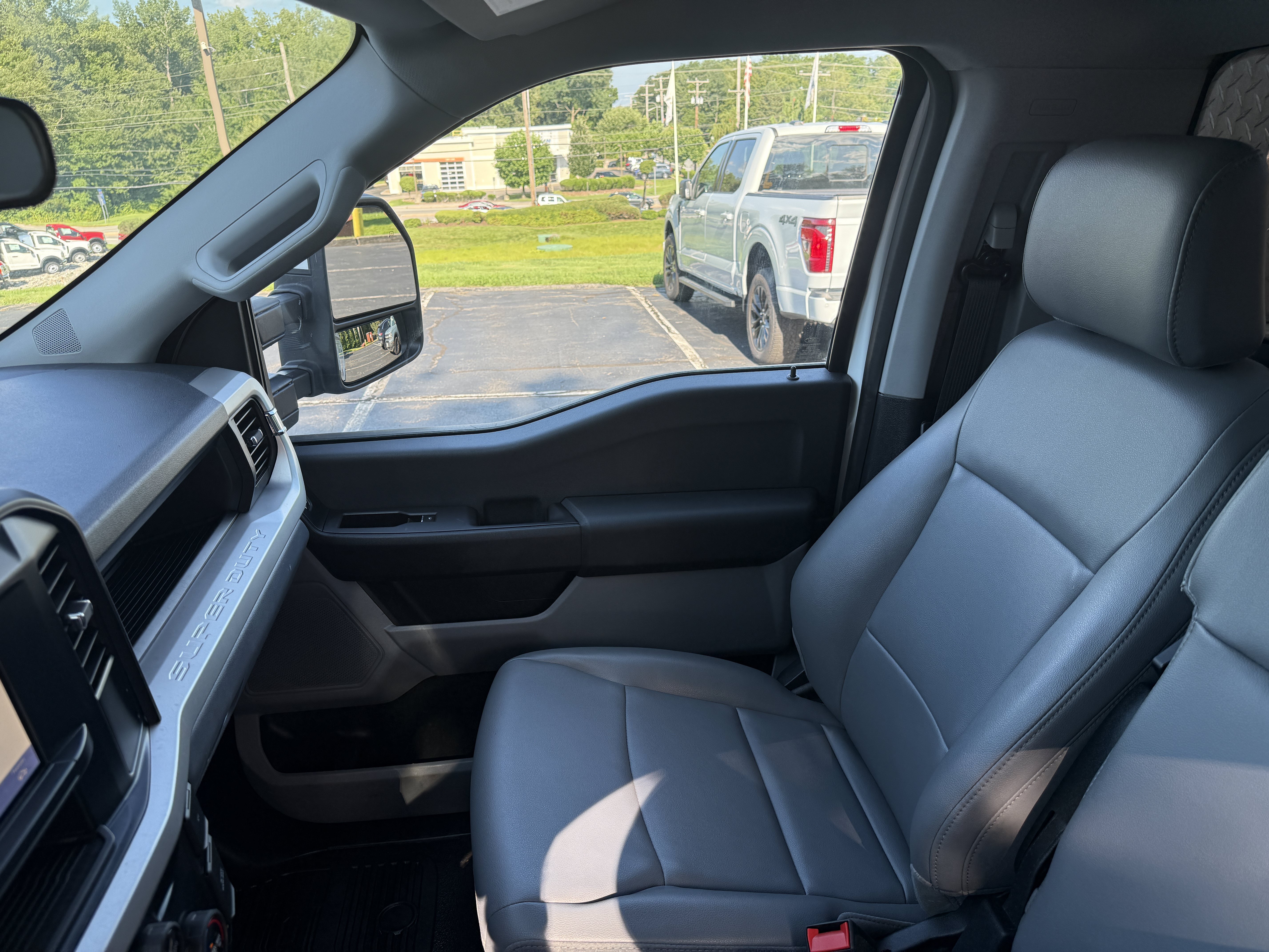 Certified 2023 Ford F350 XL w/ FX4 Off-Road Package AWD/4WD image 11