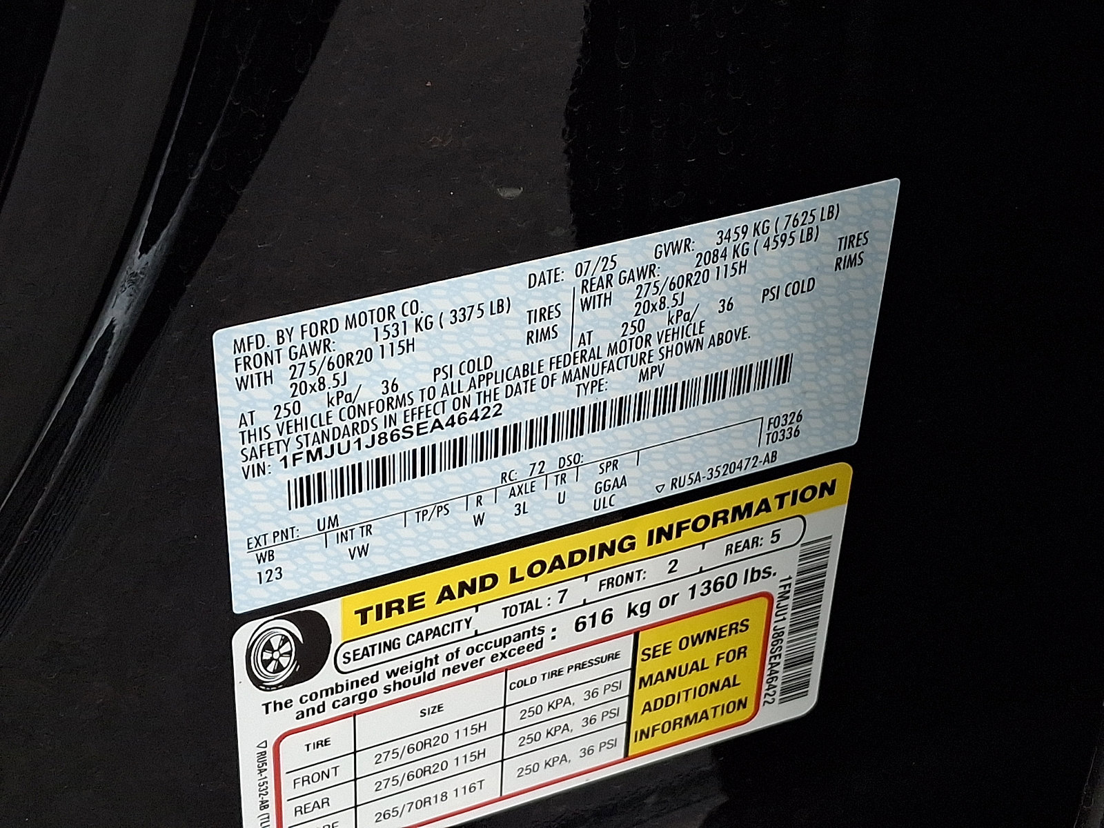 Certified 2025 Ford Expedition Active AWD/4WD image 30