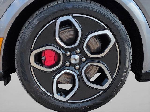 Certified 2023 Ford Mustang Mach-E GT image 24