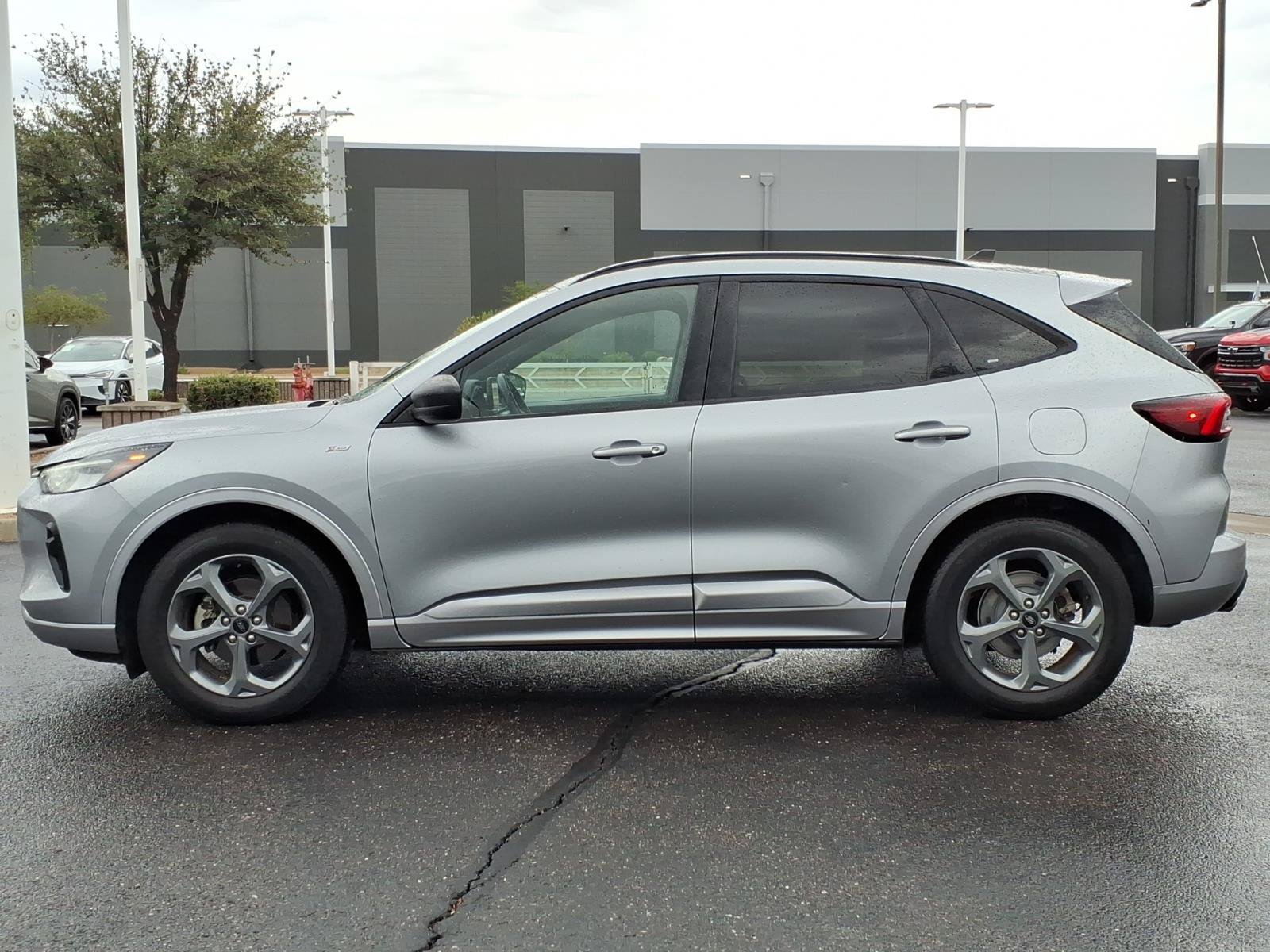 Certified 2024 Ford Escape ST-Line FWD image 2
