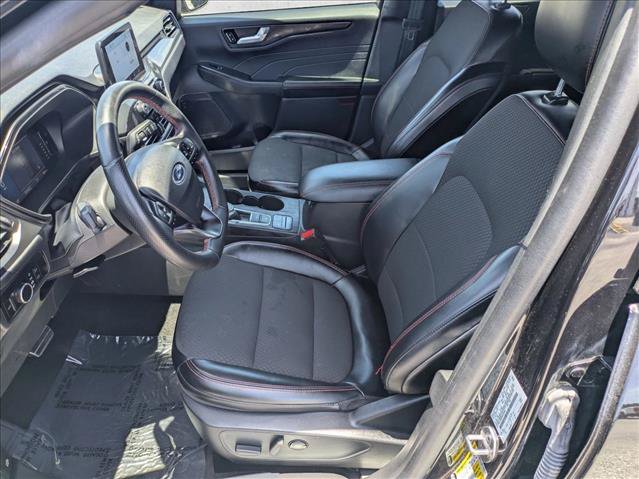 Certified 2024 Ford Escape ST-Line FWD image 15