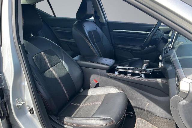 Used 2024 Nissan Altima 2.5 SR FWD image 7