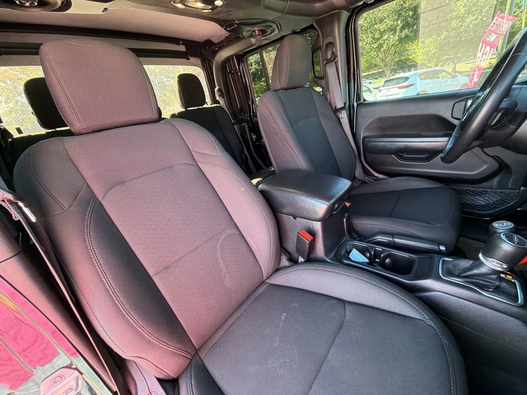 Used 2022 Jeep Gladiator Sport AWD/4WD image 26