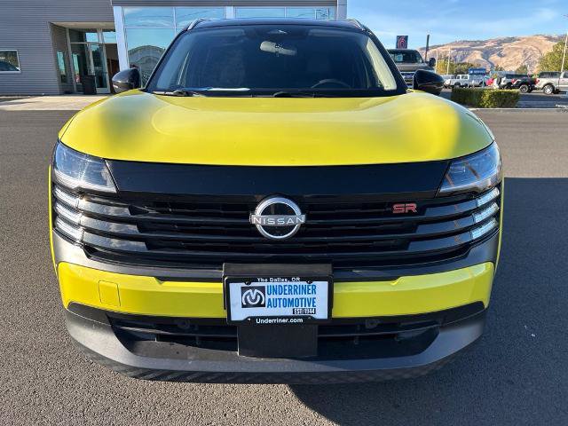 Used 2025 Nissan Kicks SR FWD image 15