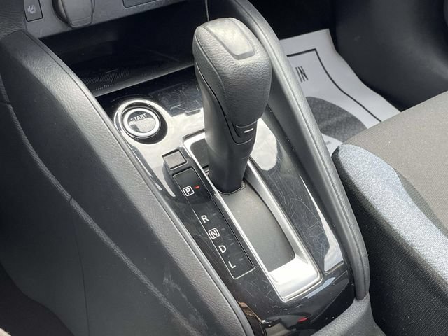 Used 2025 Nissan Versa SV FWD image 28