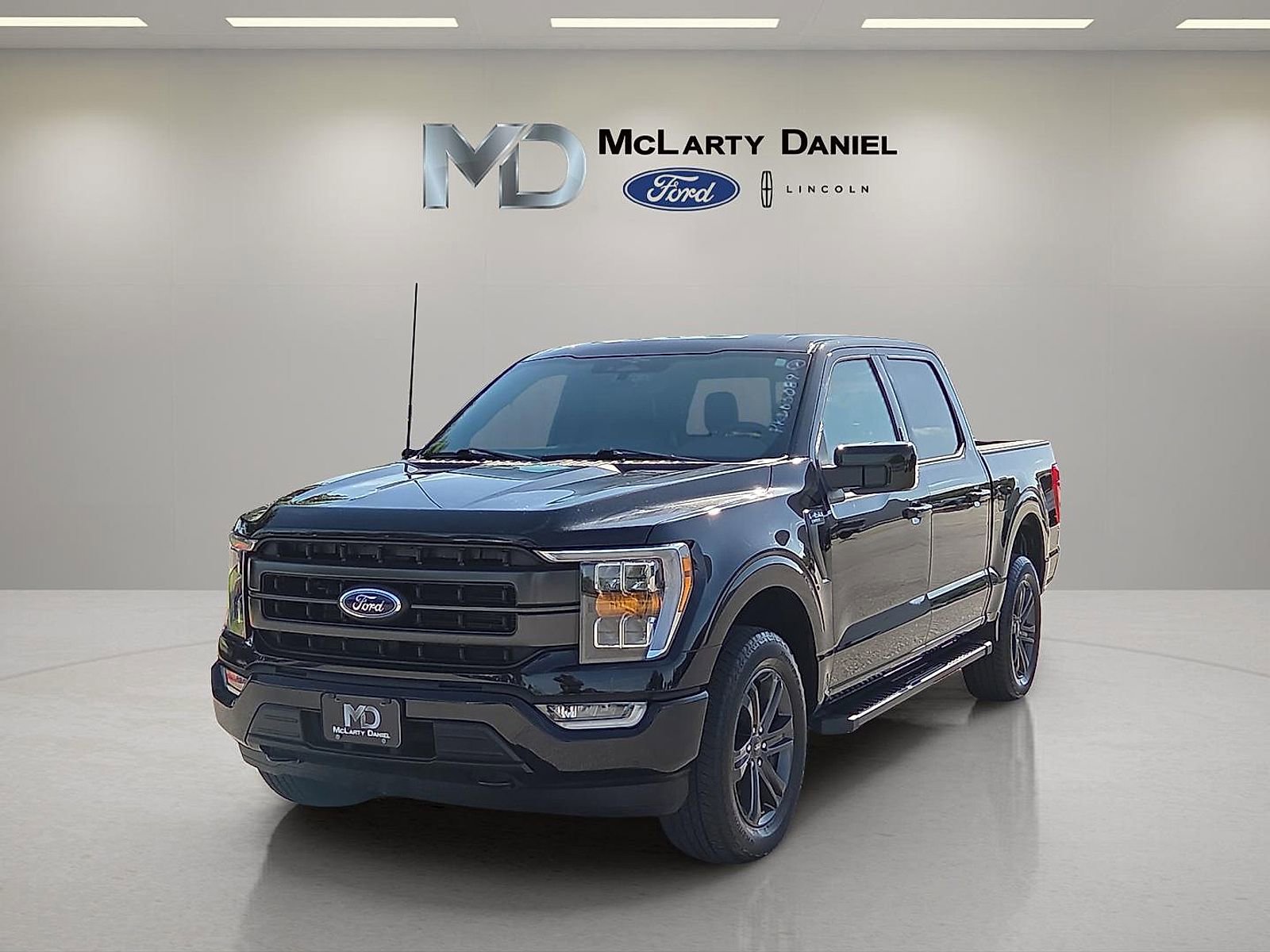 Certified 2023 Ford F150 Lariat AWD/4WD image 2
