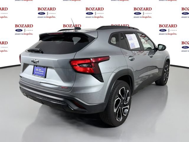 Used 2025 Chevrolet Trax RS w/ Driver Confidence Package FWD image 8