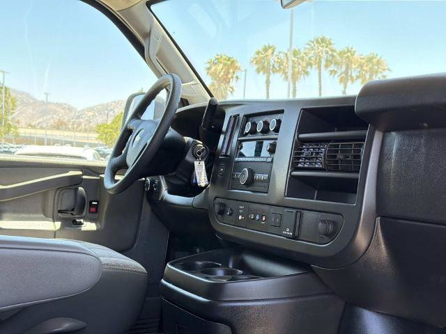 Used 2020 Chevrolet Express 3500 LT w/ LT Preferred Equipment Group RWD image 20