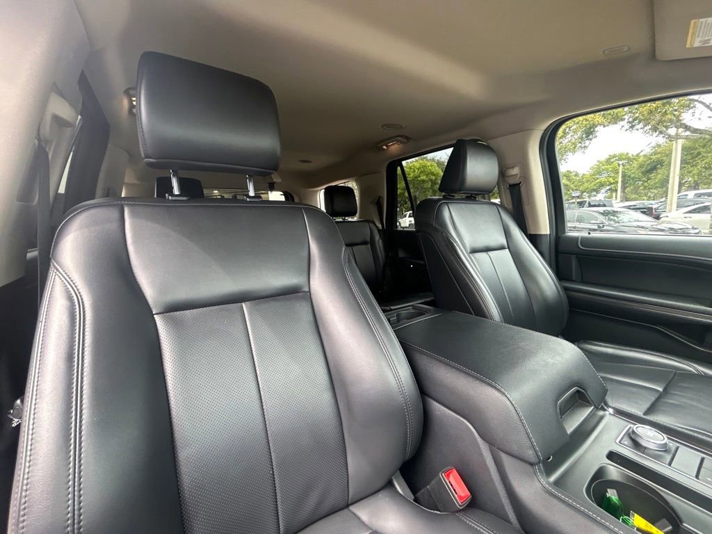 Certified 2024 Ford Expedition XLT image 29
