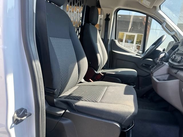 Certified 2025 Ford Transit 250 Low Roof w/ Exterior Upgrade Package RWD image 29