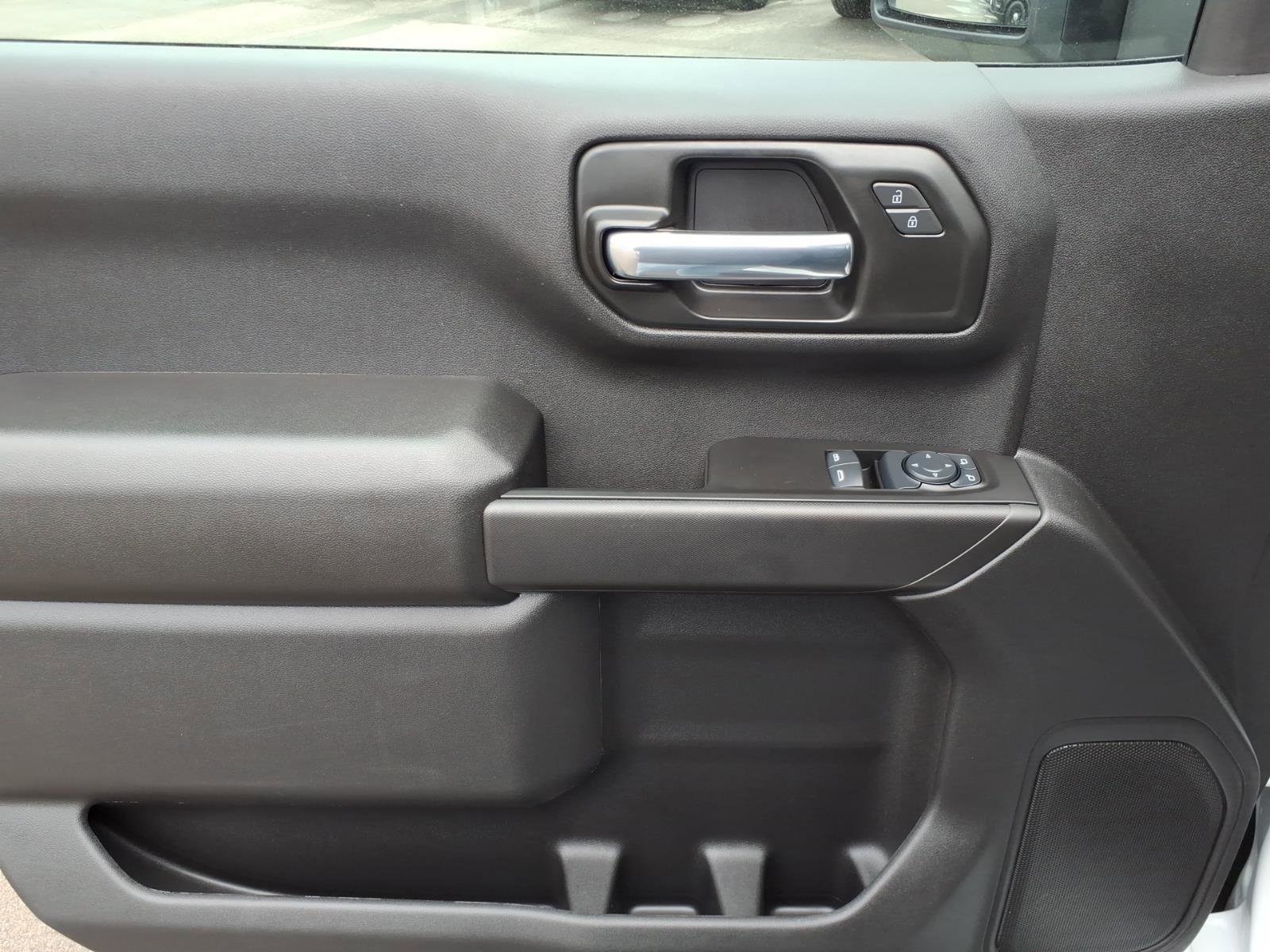 Used 2025 Chevrolet Silverado 1500 W/T w/ WT Value Package image 10